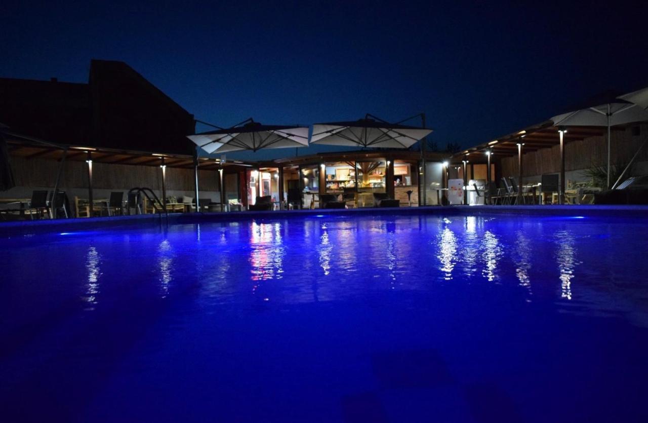 Hotel Afrika Элеонас Экстерьер фото